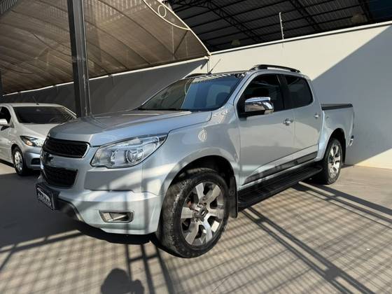 CHEVROLET S10 2.4 LTZ 4X2 CD 8V FLEX 4P MANUAL CHEVROLET S10 2.4 LTZ 4X2 CD 8V FLEX 4P MANUAL